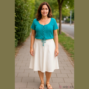 SO scoop neck cropped lace up short sleeve top Woman’s size 3X